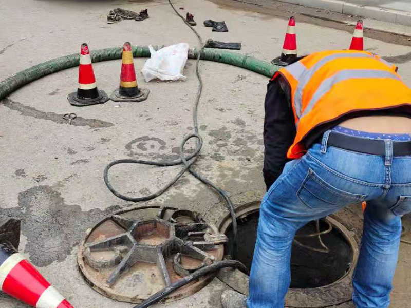 东莞清溪 马桶疏通 厕所下水道 ,清理化粪池污水池